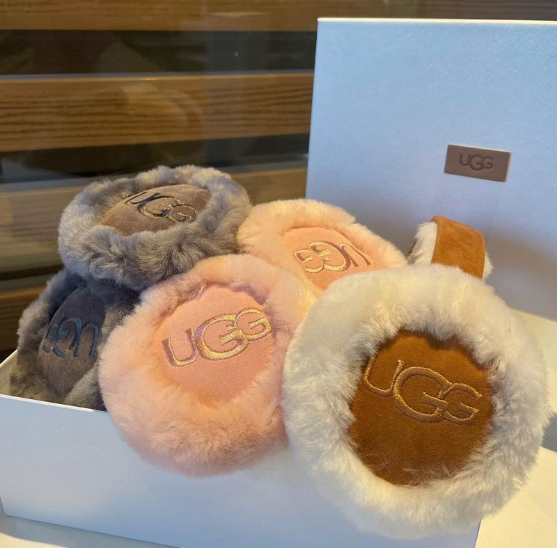 UGG Earmuff 091207